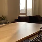 Merkezde Denize 100mt 2+1 Apartmán *