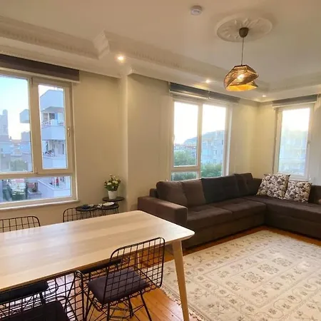 Merkezde Denize 100mt 2+1